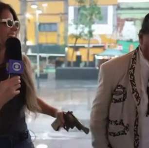 Repórter da Globo recebe arma ao vivo e reage de forma inusitada durante cobertura da Copa