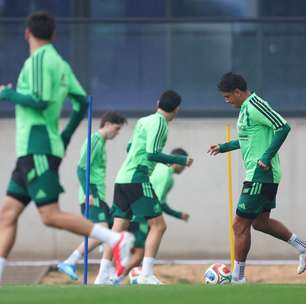 Aguirre afasta pressão por favoritismo do México e se emociona por jogar Copa em casa