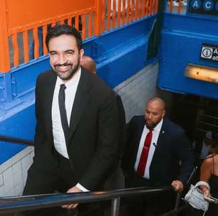 Prefeito de Nova York exalta Sócrates ao comentar estreia do Brasil na Copa do Mundo