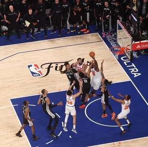 Knicks fazem maior virada da história das Finais da NBA e ficam a um passo do título