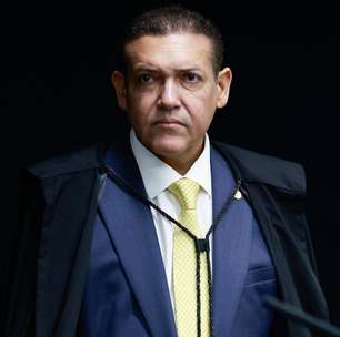 Sem analisar o mérito, Kassio nega pedido para barrar 'Dark Horse' no período eleitoral