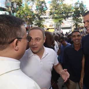 Douglas Ruas cumpre agenda em Nova Iguaçu ao lado de Duda Reina e Doutor Luizinho
