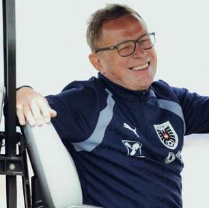 Rangnick recusa proposta do Milan e renova com a Áustria até 2028