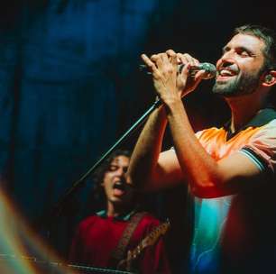 'A música da Bahia é a melhor do Brasil': Silva se redime com baianos e levanta público no Terraiá