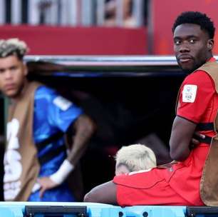 Alphonso Davies segue como dúvida para segundo jogo do Canadá na Copa do Mundo