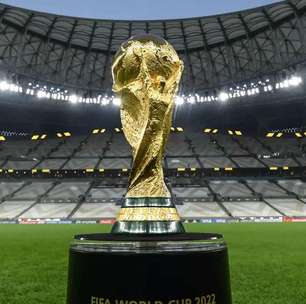 Fifa usa estratégia para faturar bilhões e ajuda Globo, SBT e Cazé TV em jogos da Copa