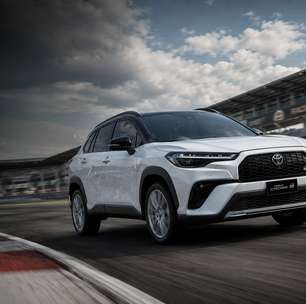 Toyota Corolla Cross é atualizado para linha 2027 e versão GR Sport do SUV traz novo visual