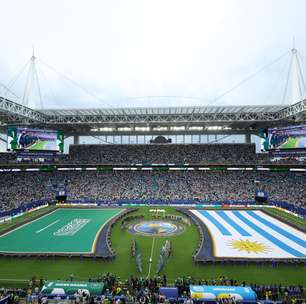 Por que as bandeiras de Arábia Saudita e Iraque não tocaram o gramado na Copa do Mundo?