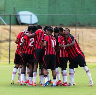 Vitória sofre gol nos minutos finais e perde para o Corinthians pelo Brasileiro Sub-20