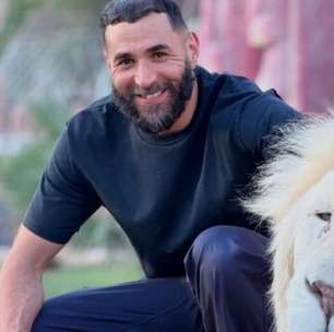 Benzema vira alvo de polêmica após fotos com animais selvagens nas redes sociais