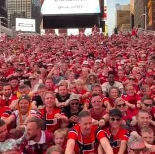 Noruegueses invadem a Times Square e fazem remada viking