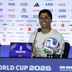 João Cancelo defende Neymar e Cristiano Ronaldo: "Não precisam provar nada"