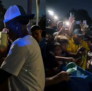 Vini Jr, Neymar: brasileiros em Miami se aglomeram por fotos e autógrafos dos jogadores da Seleção