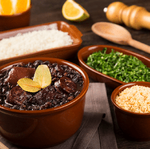 5 receitas tradicionais da culinária brasileira para celebrar a vitória da Seleção