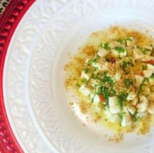 Tartar de banana e farofa de amendoim: receita fácil e deliciosa