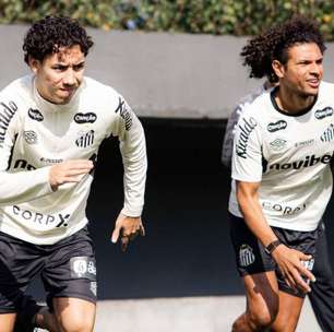 Santos faz treino físico no CT, e dupla volta a trabalhar no campo