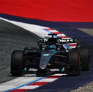F1: Russell segura ponta e Hamilton supera Leclerc em largada agitada na Áustria