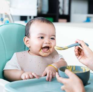 Como temperar a comida de bebês?