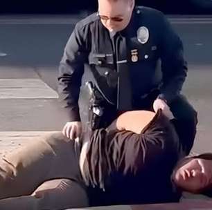Torcedor leva tiro ao enfrentar homem armado durante jogo da Copa e sobrevive