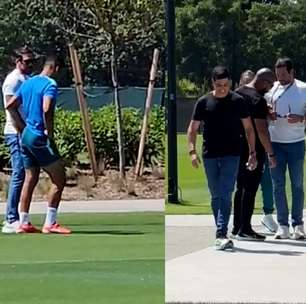 Presidente da CBF marca presença em último treino da Seleção antes de pegar a Noruega