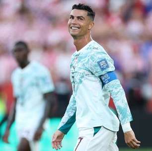 Cristiano Ronaldo cria clima tenso ao alfinetar jornalista brasileiro: "Não gosta de mim"