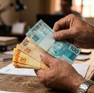 Bônus familiar de R$ 170 pode cair na conta de grupos vulneráveis; veja quem recebe