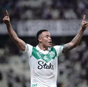 Mandaca abre o jogo sobre pré-contrato com o Grêmio: "Não assinei nada"
