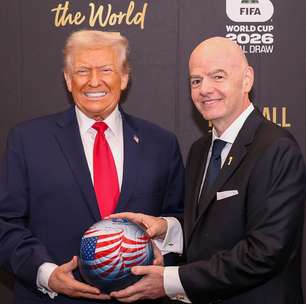 Presidente da Fifa admite ligação de Trump, mas nega interferência em decisão sobre cartão vermelho