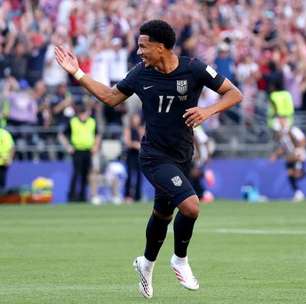 Tillman iguala marca de Pelé e Messi na Copa do Mundo