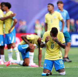 Neymar viaja para folga com família e não tem data de retorno ao Santos