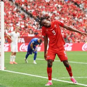 Manzambi enfrenta a Argentina? Estrela da Suíça vive dilema na Copa do Mundo