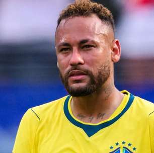 Neymar vai sair do Santos? Fora da Copa 2026 e de férias, jogador terá conversa decisiva com clube após forte pedido do pai: 'Continue a jogar futebol'