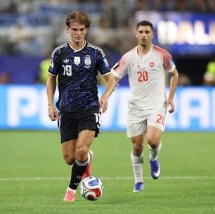 Nico Paz enaltece experiência de disputar a Copa pela Argentina: "Grande honra"