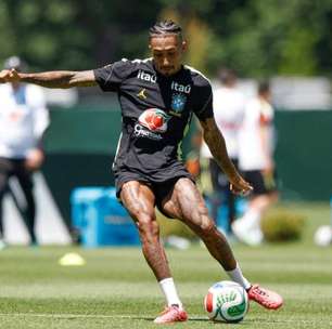 Al-Hilal mira Raphinha e prepara oferta de R$ 470 milhões ao Barcelona