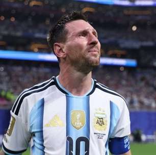 Messi "perde a linha" em postagem após vaga na semifinal: "Vamos, c!"