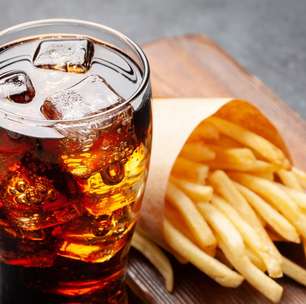 9 alimentos que favorecem a gordura no fígado e vale a pena evitar