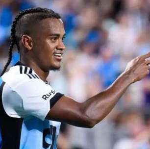 Athletico-PR acerta tempo de contrato do novo atacante