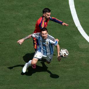 Opinião: Espanha vence Copa com campanha de almanaque, e Argentina dos dramas perde último tango de Messi