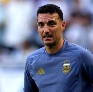 Scaloni se emociona e deixa futuro em aberto na Argentina