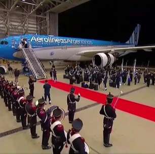 Argentina desembarca em Buenos Aires após vice na Copa do Mundo de 2026