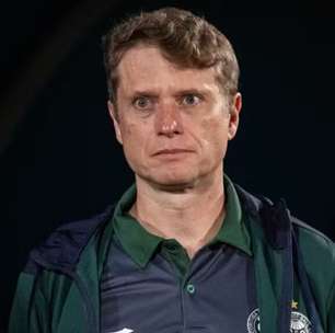Coritiba perde 4 atacantes contra Palmeiras e Seabra quebra cabeça sem reforço