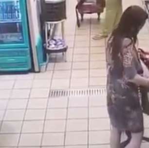 Médica é presa em flagrante após furtar produtos de supermercado em Copacabana