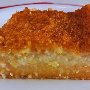 Bolo de fubá cremoso, aquele bolo caipira, rápido e delicioso, perfeito para o café da tarde