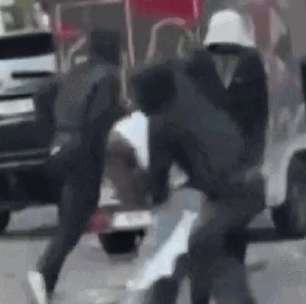 Vídeo: jogador é cercado por ladrões e é agredido durante assalto em Bruxelas