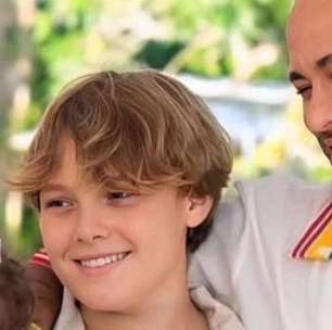 Elogiado por sua educação, filho de Neymar 'ignora' o pai e exalta a mãe: 'Ela é...'