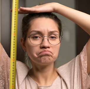Mulheres mais baixas vivem mais? Geneticista explica a possível relação entre altura e longevidade