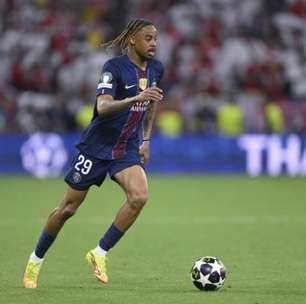 Liverpool avança por Barcola, mas PSG exige valor maior