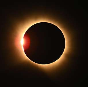 Veja como foi o eclipse solar total que foi visto em toda a Europa