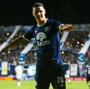 Internacional acelera busca por camisa 9 antes do Gre-Nal