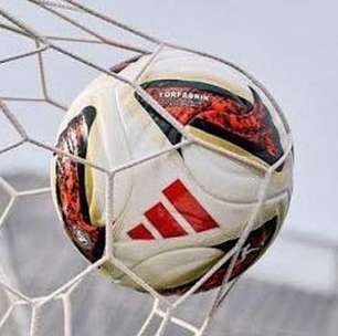 Bundesliga ganha versão "Jabulani" e vira terror dos goleiros